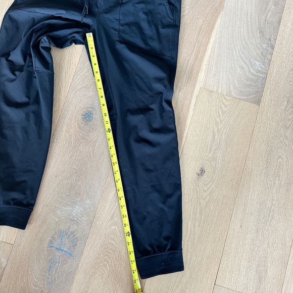 Lululemon ABC Jogger, Medium - Picture 4 of 7